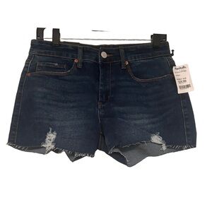 Cute jean shorts with fray edge design🔥😍😍